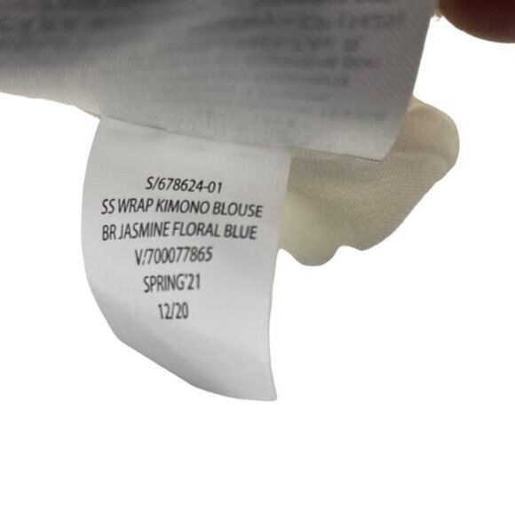 Banana Republic Floral Wrap Blouse Size XS - Picture 4 of 6